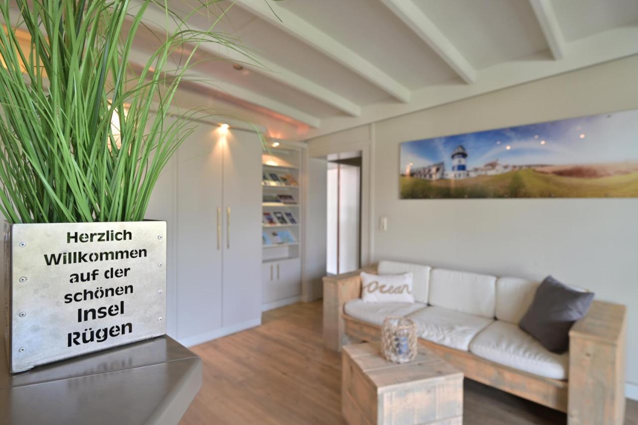 Hotel- & Ferienanlage Kapitaens-Haeuser Breege Esterno foto