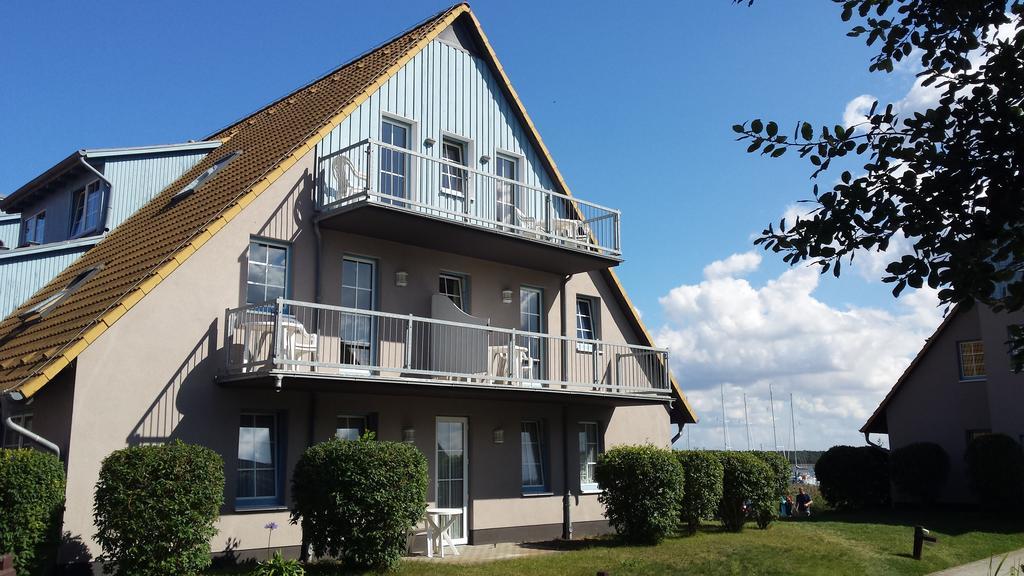 Hotel- & Ferienanlage Kapitaens-Haeuser Breege Esterno foto