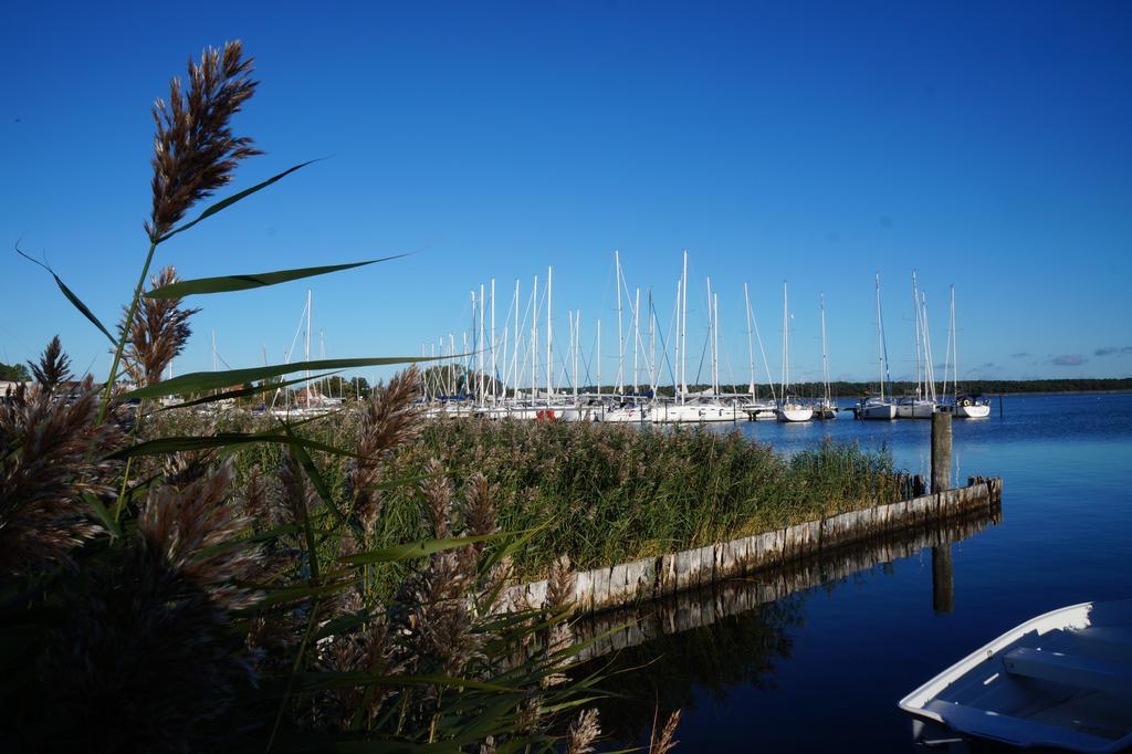 Hotel- & Ferienanlage Kapitaens-Haeuser Breege Esterno foto