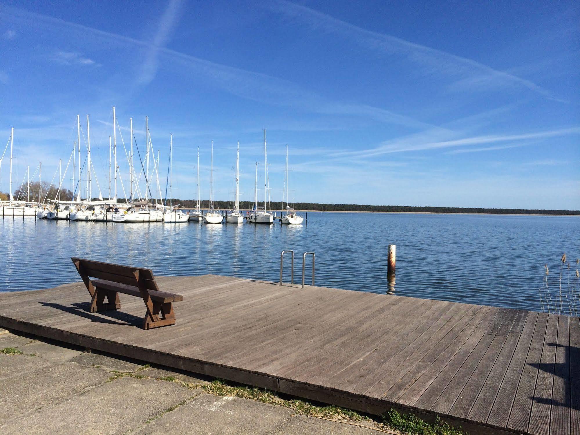 Hotel- & Ferienanlage Kapitaens-Haeuser Breege Esterno foto