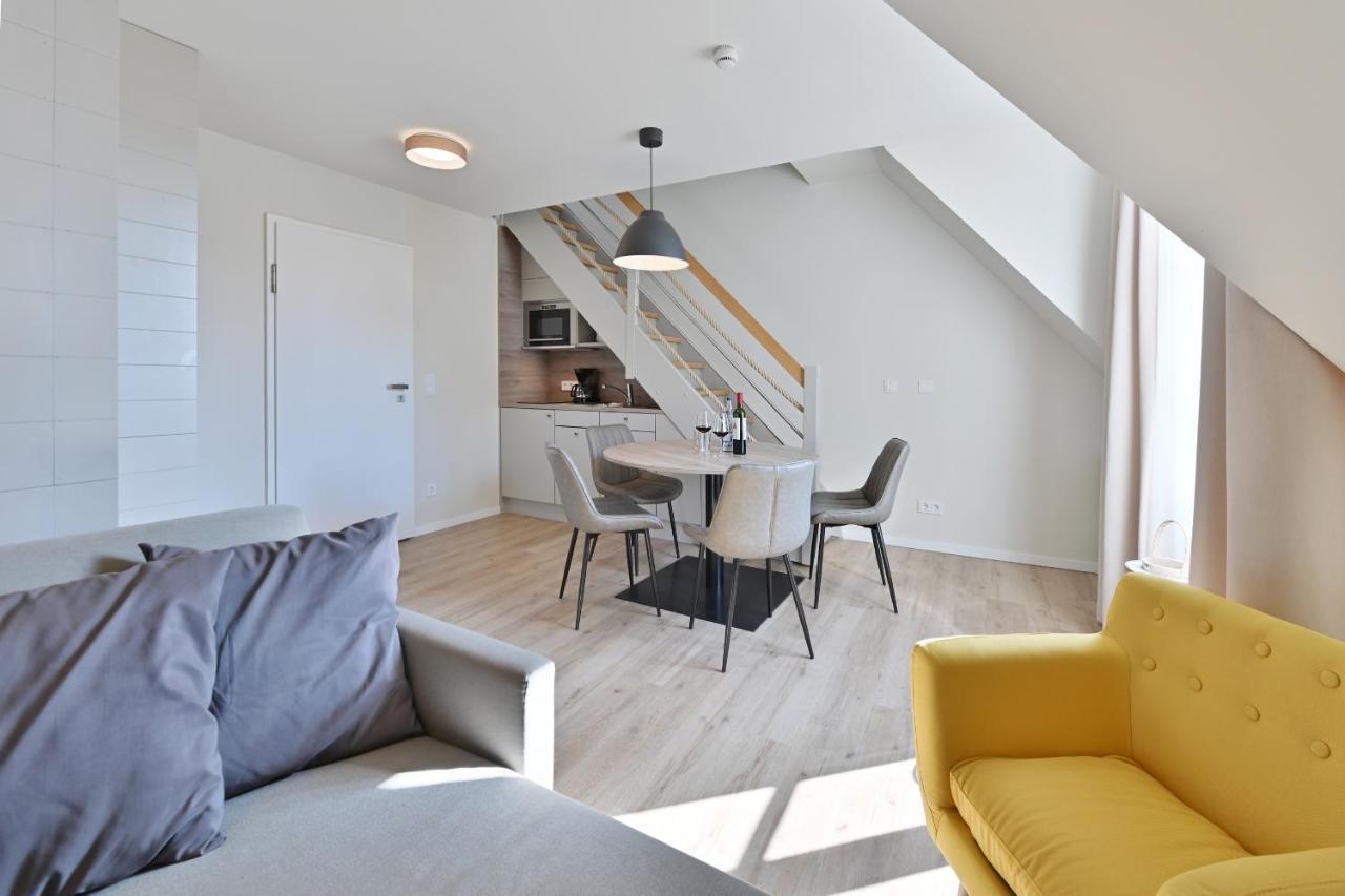 Hotel- & Ferienanlage Kapitaens-Haeuser Breege Esterno foto