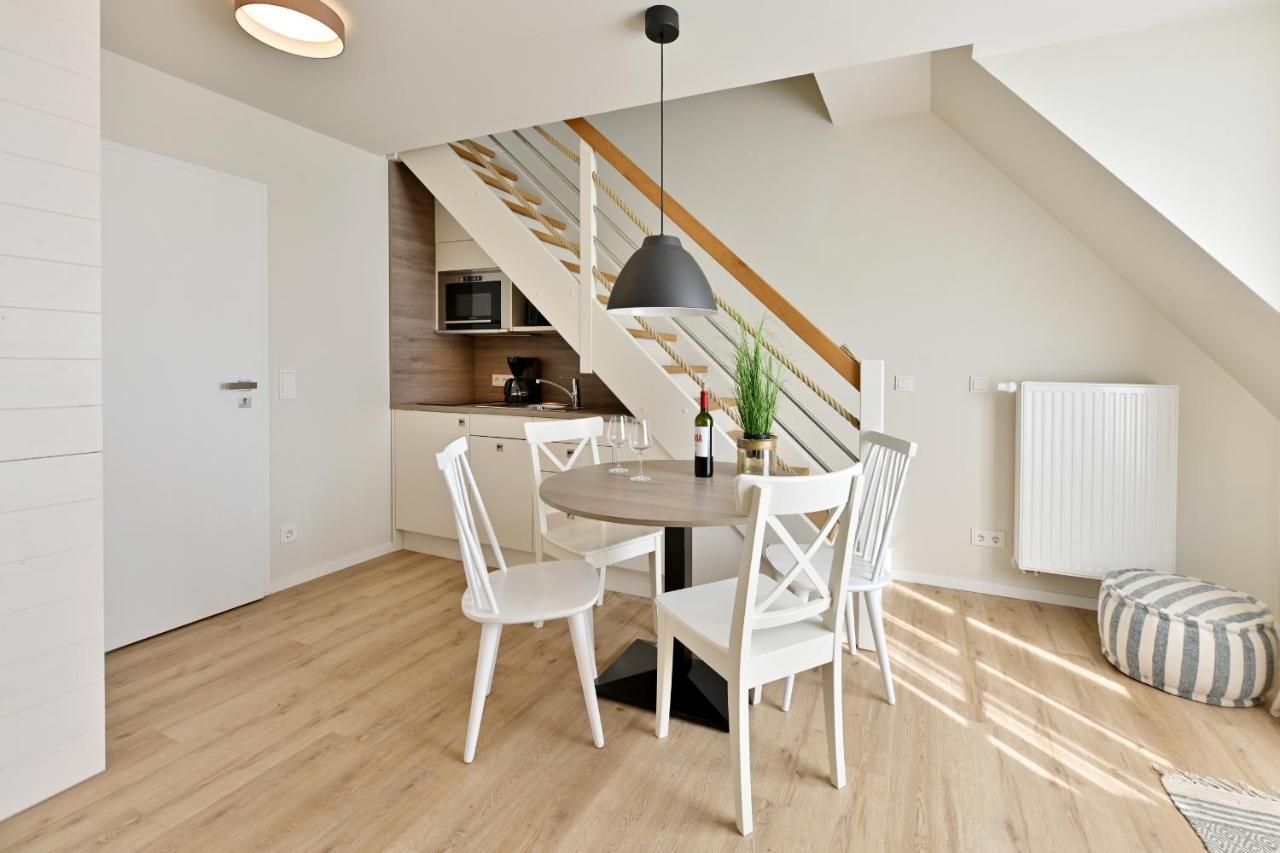 Hotel- & Ferienanlage Kapitaens-Haeuser Breege Esterno foto